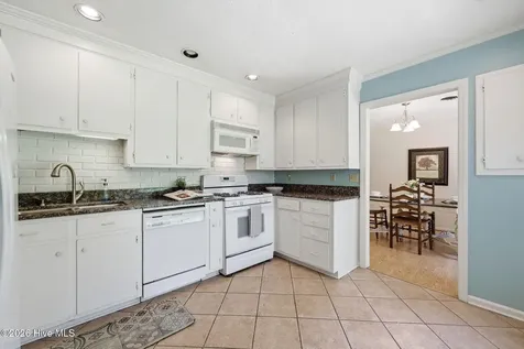 114 E Fairway Drive Washington NC 27889
