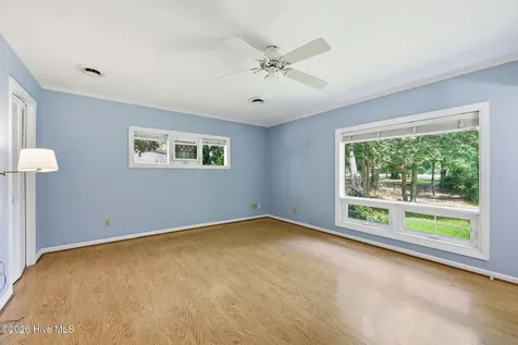 114 E Fairway Drive Washington NC 27889
