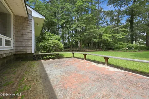 114 E Fairway Drive Washington NC 27889