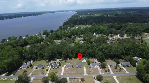 126 Edgewater Road Washington NC 27889