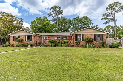1209 W Highland Avenue Kinston NC 28501