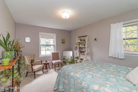1209 W Highland Avenue Kinston NC 28501