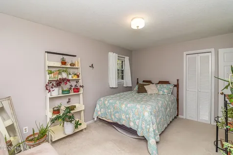 1209 W Highland Avenue Kinston NC 28501