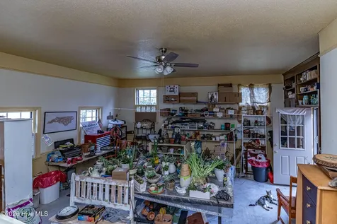 1209 W Highland Avenue Kinston NC 28501