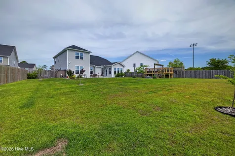 166 N Passerine Path Hampstead NC 28443