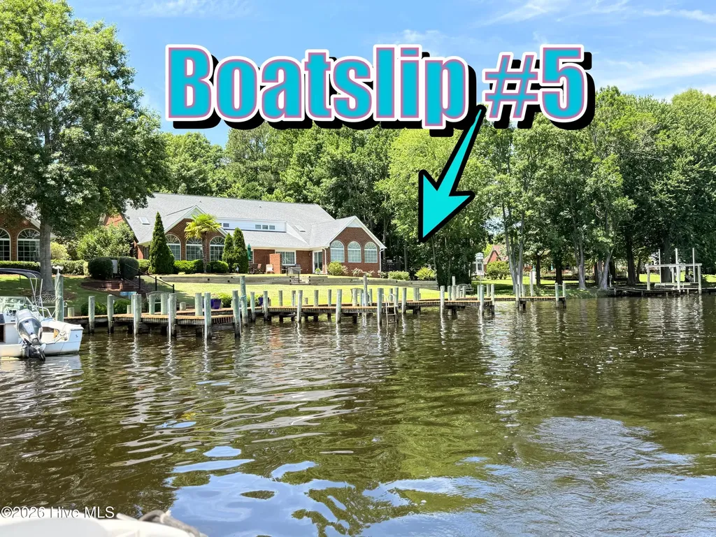 44 Pier Point New Bern NC 28562