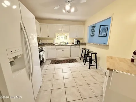 44 Pier Point New Bern NC 28562