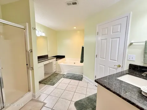 44 Pier Point New Bern NC 28562