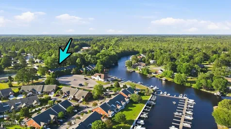 44 Pier Point New Bern NC 28562