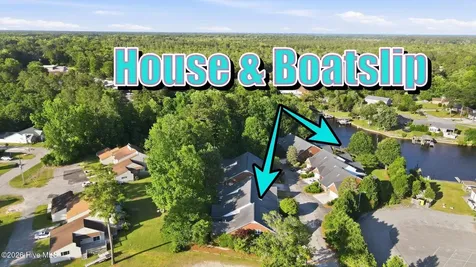 44 Pier Point New Bern NC 28562