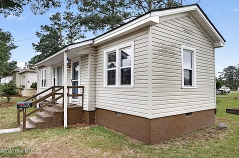 531 Tooley Street Belhaven NC 27810