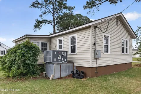 531 Tooley Street Belhaven NC 27810