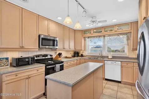 124 Starfish Drive Holden Beach NC 28462