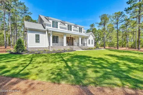 3 Ridgeland Street Pinehurst NC 28374