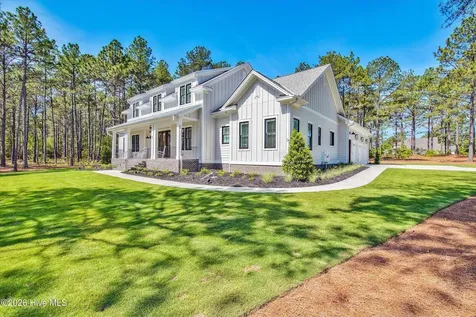 3 Ridgeland Street Pinehurst NC 28374