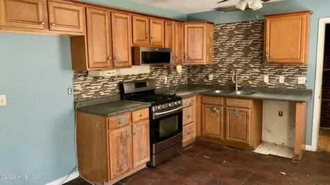 111 Manila Street Havelock NC 28532