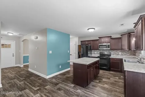 719 Addor Drive Richlands NC 28574