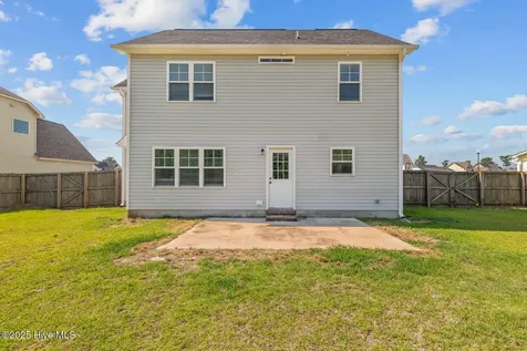 719 Addor Drive Richlands NC 28574