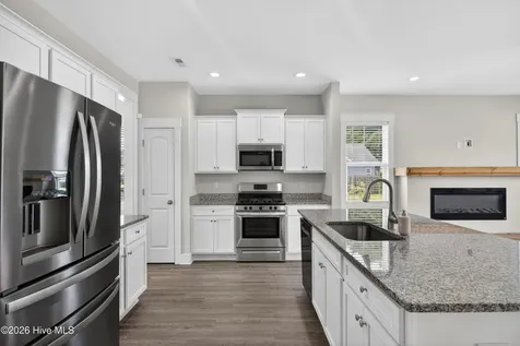 50 S Lord Wallace Court Rocky Point NC 28457