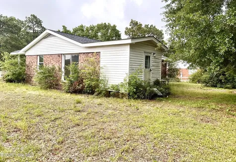 233 Lakeview Trail Rockingham NC 28379