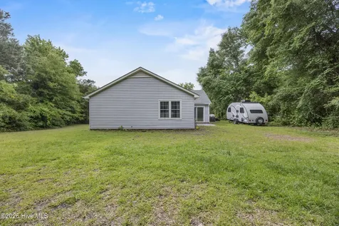 429 Crows Nest Lane Sneads Ferry NC 28460