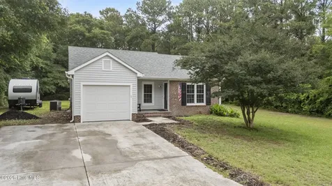 429 Crows Nest Lane Sneads Ferry NC 28460