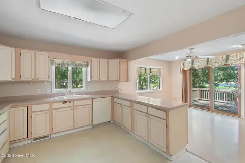 470 Lake Shore Drive Sunset Beach NC 28468