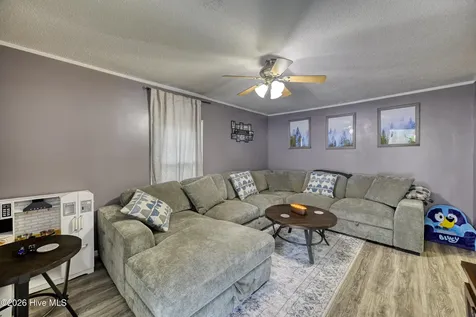 298 Comfort Road Richlands NC 28574