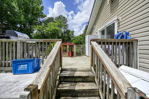 298 Comfort Road Richlands NC 28574