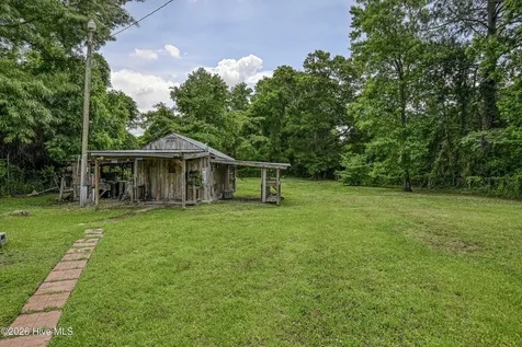 298 Comfort Road Richlands NC 28574