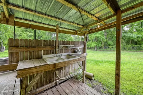 298 Comfort Road Richlands NC 28574