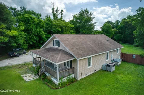298 Comfort Road Richlands NC 28574