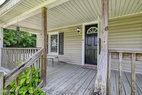 298 Comfort Road Richlands NC 28574