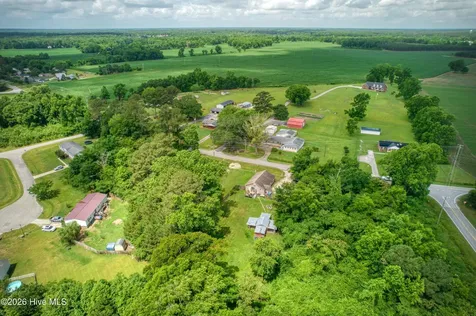 298 Comfort Road Richlands NC 28574