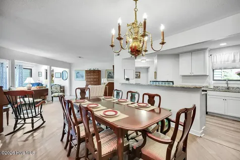 718 Azalea Drive Hampstead NC 28443