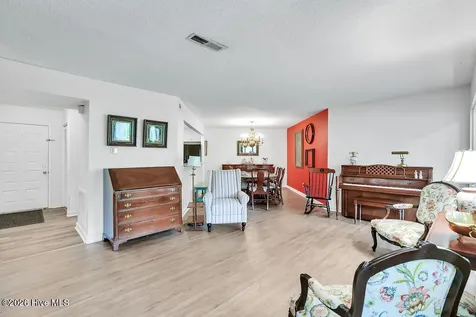 718 Azalea Drive Hampstead NC 28443