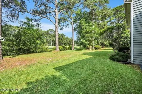 718 Azalea Drive Hampstead NC 28443