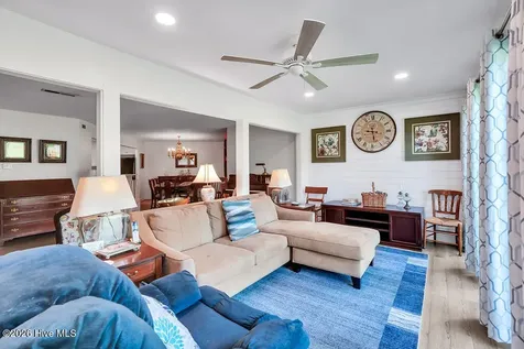 718 Azalea Drive Hampstead NC 28443