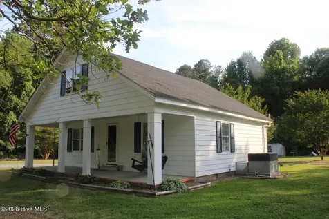 427 Wilson Road Lucama NC 27851