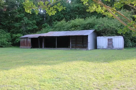 427 Wilson Road Lucama NC 27851