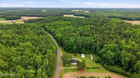 427 Wilson Road Lucama NC 27851