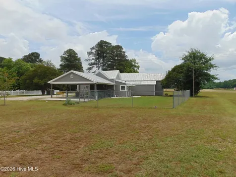3502 E Old Spring Hope Road Rocky Mount NC 27804
