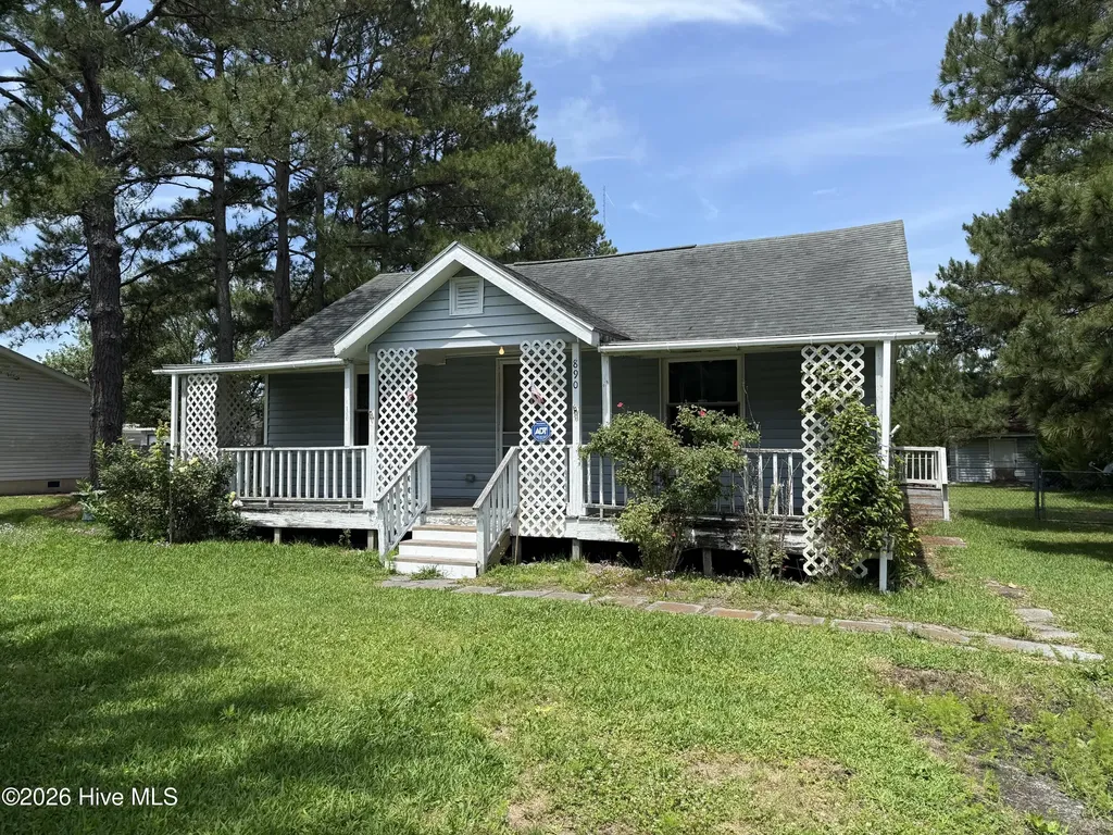 890 Hibbs Road Newport NC 28570