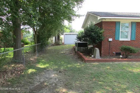 7825 Snow Hill Drive Roseboro NC 28382