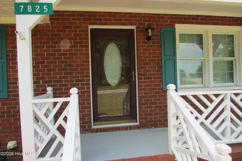 7825 Snow Hill Drive Roseboro NC 28382