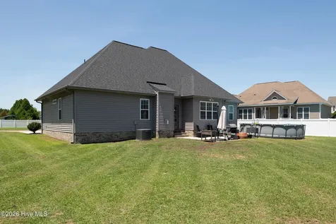 2005 Southside Drive Winterville NC 28590