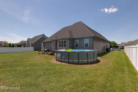 2005 Southside Drive Winterville NC 28590