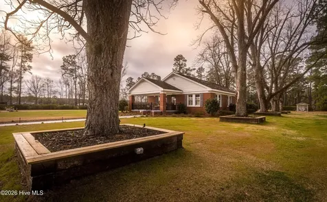 2589 Sidney Cherry Grove Road Clarendon NC 28432