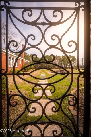 2589 Sidney Cherry Grove Road Clarendon NC 28432