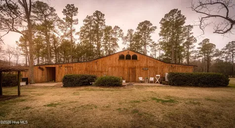 2589 Sidney Cherry Grove Road Clarendon NC 28432